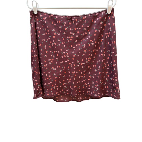 wild fable Dresses & Skirts - Wild Fable Brown Ditsy Floral Mini Skirt Bow Picot Trim Size L NEW